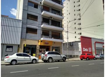 Departamento · 40m² · 2 Ambientes · Depto. 2 Amb. en Avellaneda Centro a m. Pza. Alsina. Apto