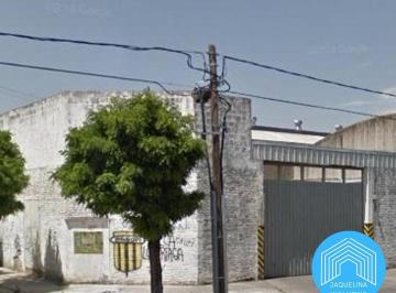 Bodega-Galpón · 3312m² · Galpón Industrial - Muy Buena Ubicación - Villa Luzuriaga