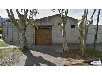 Bodega-Galpón · 334m² · 2 Ambientes · Ricchieri 2863. (Carrasco) 2 Galpones
