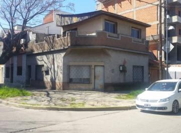 Casa · 75m² · 3 Ambientes · Casa en Venta en Lanus Oeste