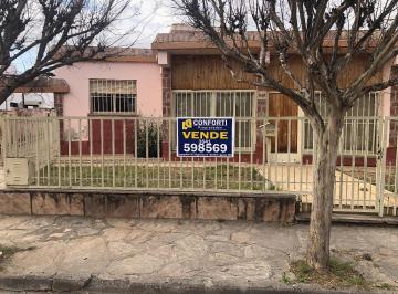 Casa de 6 ambientes, Villa Carlos Paz · Casa en Venta Barrio La Cuesta