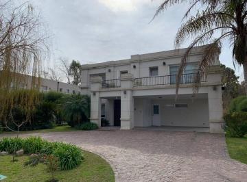 Casa de 5 ambientes, Berazategui · Casa | Venta | Abril Club de Campo