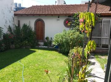 Casa de 3 ambientes, La Matanza · Casa de 290 m² con 2 Habitaciones en Venta en San Justo