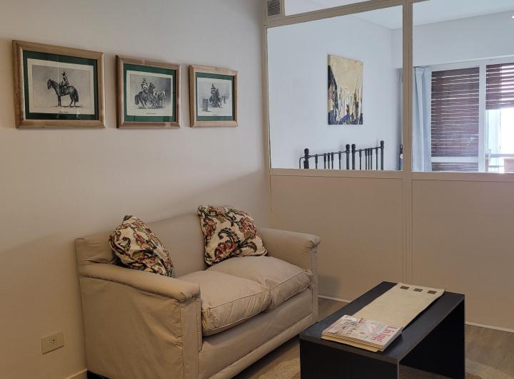 Monoambiente Dividido, Apto Profesional, Contrafrente con Balcon