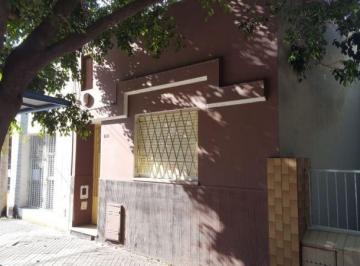 Casa · 2 Dormitorios · Galvez 1500