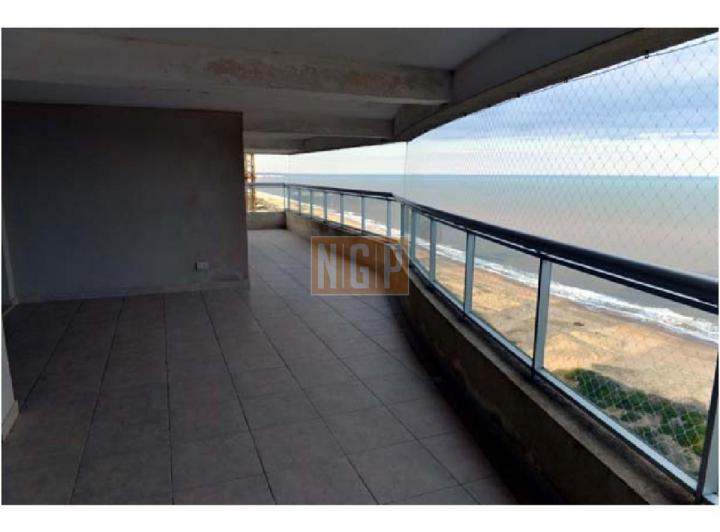 Departamento · 566m² · 5 Ambientes · 1 Cochera