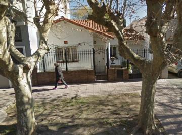 Departamento de 3 ambientes, Lomas de Zamora · Venta Chalet 3 Ambientes en Banfield