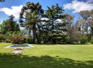 Quinta vacacional de 6 ambientes, Capitán Sarmiento · Venta Casa Quinta Impecable Acepto Depto en Capital en Parte de Pago