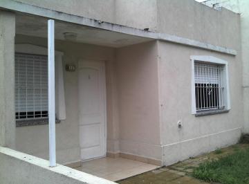 Casa · 85m² · 3 Ambientes · 2 Cocheras · Casa - Llavallol