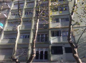 Departamento · 114m² · 4 Ambientes · 1 Cochera · Departamento de Cuatro Ambientes en Zona Paseo Aldrey.