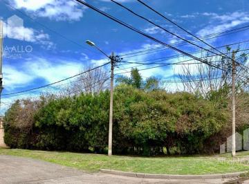 Casa · 200m² · 5 Ambientes · 2 Cocheras · Venta Casa - Ituzaingó