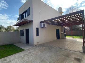 Casa de 3 ambientes, Ezeiza · Hermosa Casa Sobre Lote Propio en Ezeiza. Cerca del Shopping. Apto Credito Hipot
