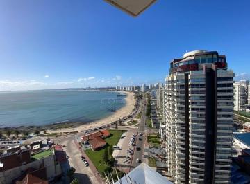 Foto1 · Apto en Torre Gattas - 3 Dor, 3 Baños (2 en Suite), Balcon con Vista a La Playa Mansa y Brava. en U