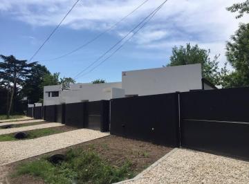 Casa de 1 ambiente, La Plata · Casa Nueva en Venta