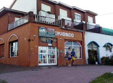 Local comercial · 104m² · Local en Esquina, Frente Al Complejo Balneario Punta Mogotes.