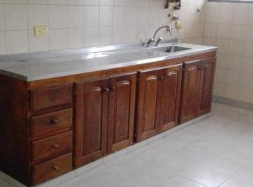 Departamento · 85m² · 4 Ambientes · 1 Cochera · Se Alquila: Quebracho 186. 3 Dorm. C/cochera