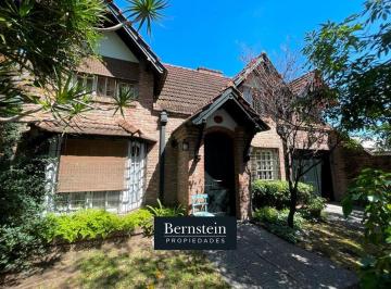 Casa · 160m² · 4 Ambientes · 3 Cocheras · Casa en Venta: 4 Ambientes: Ituzaingo: 317 m²