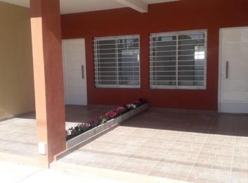 Departamento · 38m² · 2 Ambientes · 1 Cochera · Depto. 2 Ambientes con Patio y Entrada de Auto.