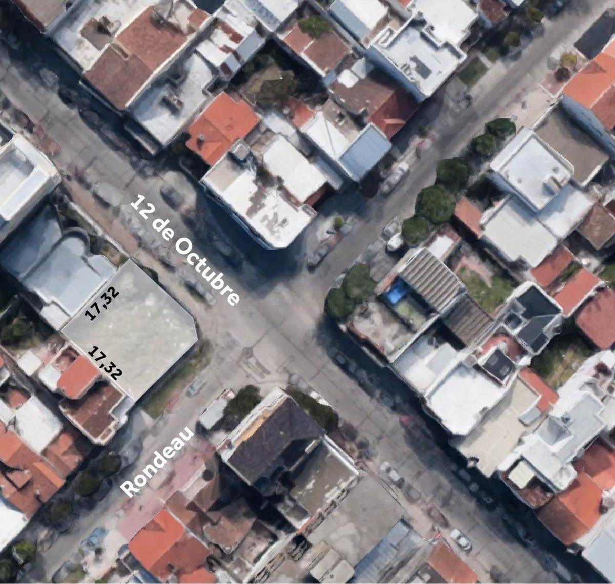 Lote en excelente esquina comercial. Apto uso comercial o para edificar.