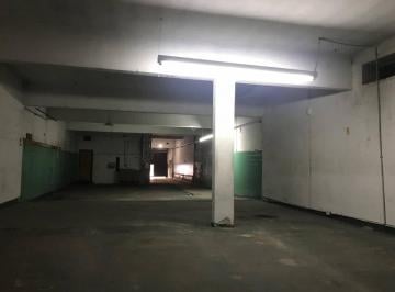 Bodega-Galpón , Avellaneda · Galpón Deposito con Local Excelente Ubicacion
