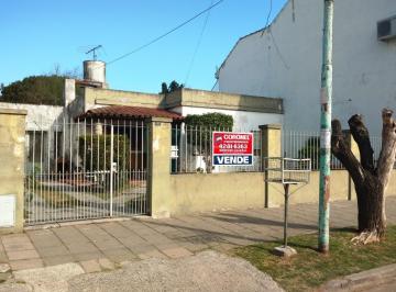 Casa de 4 ambientes, Esteban Echeverría · Casa 3 Dorm. - Monte Grande