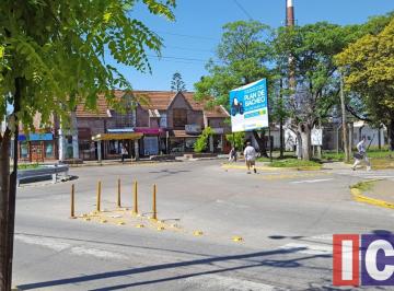 Local comercial · 26m² · Local Venta Centro Comercial Los Portones Ituzaingo N