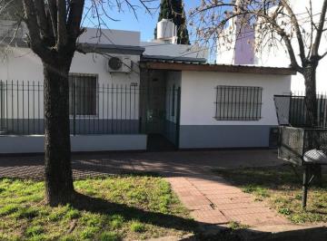 FRENTE · Casa - Banfield Oeste