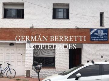 Casa · 85m² · 4 Ambientes · 1 Cochera · Casa en Venta Ubicado en Lanús Este, Lanús