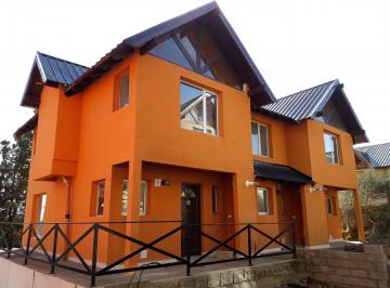 PH de 2 ambientes, San Carlos de Bariloche · Alquiler Permanente Dúplex 2 Dorm. en Barrio Jardín Botánico - Bariloche