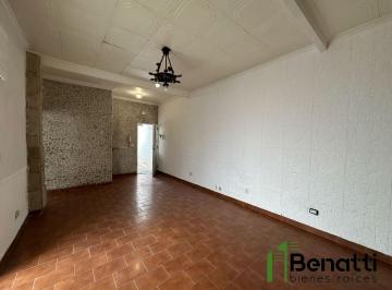 Departamento · 72m² · 2 Ambientes · Departamento 2 Ambientes con Patio y Terraza Propia.