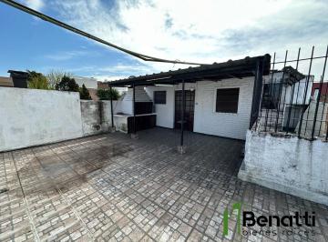 Departamento · 72m² · 2 Ambientes · Departamento 2 Ambientes con Patio y Terraza Propia.