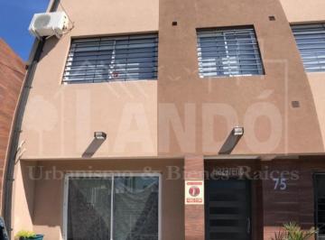 Casa · 125m² · 3 Ambientes · 1 Cochera · Ramos Mejia - Venta - Triplex 3amb con Cochera y Patio