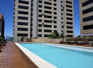 Departamento · 85m² · 3 Ambientes · Departamento - Golf Club
