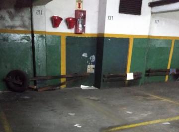 Garage , Flores · Cochera Flores, Terrero Plaza Irlanda