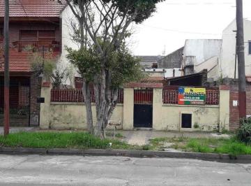 Casa de 3 ambientes, Lanús · Casa de 3 Amb. S/lote Propio.