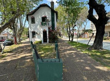 Casa 160m² Venta Lanús Oeste · Chalet Ingles 5 Ambientes en Venta en Lanus Oeste