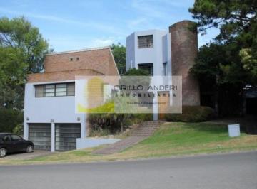 Casa · 191m² · 5 Ambientes · 2 Cocheras · Libertador 1169 Temporada 2026! Solo a Grupo Familiar