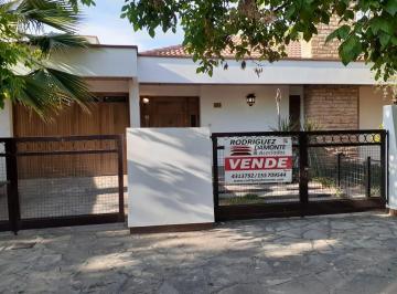 Casa de 4 ambientes, La Puntilla · Casa Venta La Puntilla Palmares Godoy Cruz 2 Dorm.
