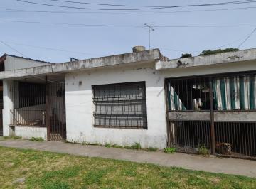 Casa de 3 ambientes, Merlo · Casa a Reciclar Mejorar a m de Julian Castro