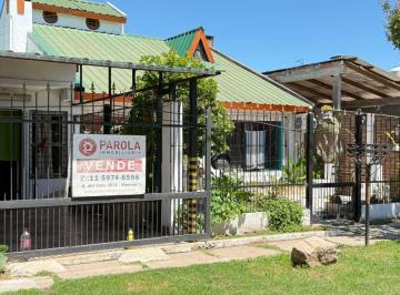Casa Venta 300m² de 6 ambientes · Casa con 300 m² en Venta con 4 Dorm. en Moreno