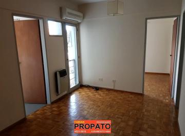 Departamento de 2 ambientes, Villa Urquiza · Departamento 2 Ambientes Al Lateral Muy Luminoso con Balcón y Cocina Separada!