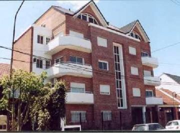 Departamento · 76m² · 3 Ambientes · 1 Cochera · Departamento 3 Ambientes Venta Ramos Mejia