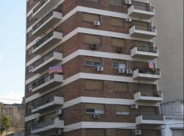 Departamento · 150m² · 4 Ambientes · Excelente Piso 4 Ambientes con Depcias Piso Alto Gran Vista