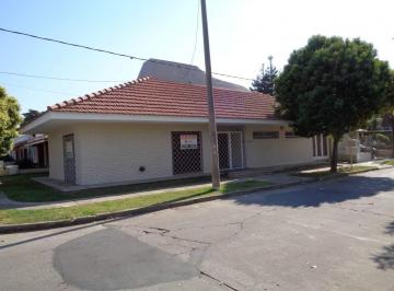 Foto · Barrio Alto Verde - Excelente Casa de 3 Dorm., Amplia con Garaje Doble, Comedor Diario, Cocina
