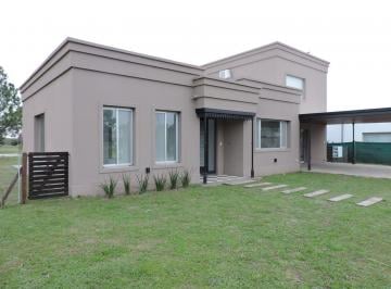 Casa · 450m² · 8 Ambientes · Kentuky Lote 237