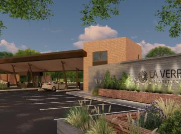 Terreno · 600m² · La Verbena - Fte Aeropuerto - Barrio Cerrado