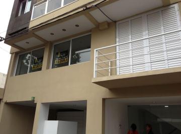 Oficina comercial · 80m² · Se Vende: Necochea 655. 3 Oficinas