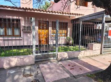 Casa de 7 ambientes, Córdoba · Bajo Palermo 3 Dor 2 Baños, Patio Exc Ub Recibe Menor!