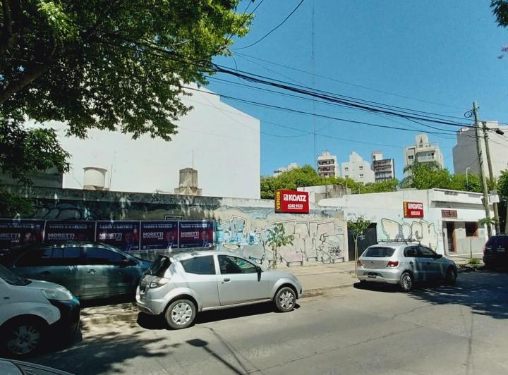 Terreno · 200m² · 1 Cochera