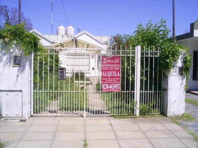 Casa · 60m² · 3 Ambientes · 2 Cocheras